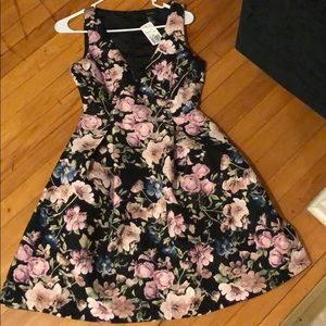 Gorgeous floral tea party dress.